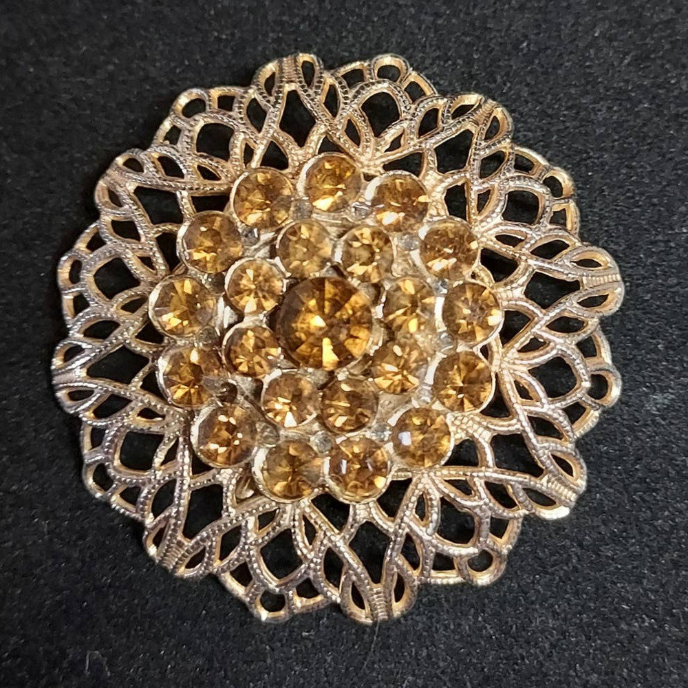 Vintage Gold Tone Filigree Brooch Topaz Tone Rhinestones Fall Costume Jewelry